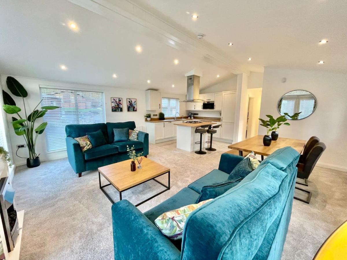 Thirlmere 4 Luxury Lodge At White Cross Bay Windermere Extérieur photo